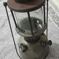 چراغ زنبوری قدیمی