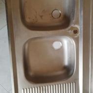 سینک استیل دوقلو کم کار کرده رو کار