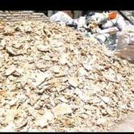 خریدار نان خشک حتی یک گونی