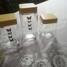 جا ادویه جات شیشه‌ای وجاقند چای