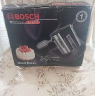 یک عدد همزن برقی برقی به رنگ مشکی