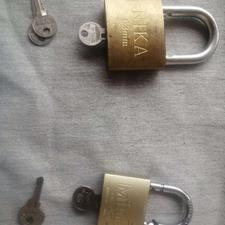 دو عدد قفل آویز با 3 کلید