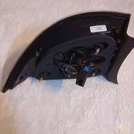 چراغ عقب روی گلگیر سورن پلاس