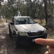 تویوتا هایلوکس تک کابین