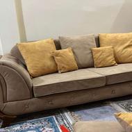 مبل 7 نفره ومیز نهار خوری 6 نفره بسیار تمیز وسالم وشرکتی