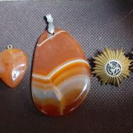 سر دکمه و نگین