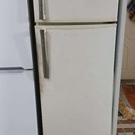 یخچال فروشی