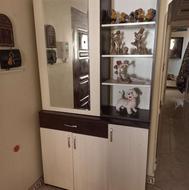 جاکفشی و جالباسی