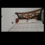 تخت وتشک تمیز وسالم