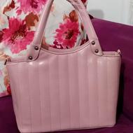 تعدادی کیف کاملا نو و استفاده نشده