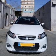 کوئیک r سفید مشکی