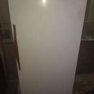 یخچال قدیمی پارس