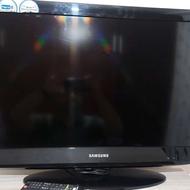 تلویزیون سامسونگ 32اینج سالم بدون تعمیر .مهلت تست هم میدم .