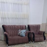 فروش میز تلویزیون و مبل و اینه بزرگ در حد نو