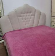 تخت و تشک شیک و جنس خوب