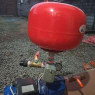 پمپ آب با منبع