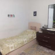 سرویس تخت و میز ارایش چوبی تمیز