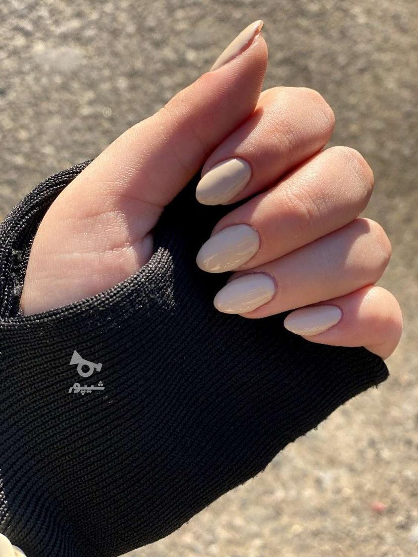 کاشت ناخن با قالب