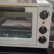 توستر تمیز و سالم