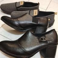 یک جفت چرم‌اصل زنانه مردونه راحت پا وخارجی فروش فوری