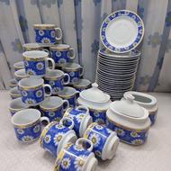 سرویس چای خوری و قندان چینی