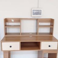 میز تحریر با کتابخانه