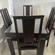 میرناهارخوری4 نفره به همراه کمد و میزتلویزیون و دو باند