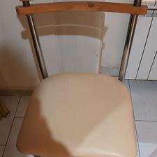 صندلی جلو اپنی