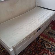 تخت یکنفره با تشک