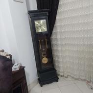 فروش بوفه و ساعت ایستاده