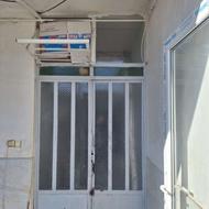 در ورودی حال