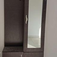 جاکفشی آینه دار ایستاده