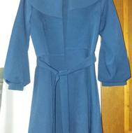 چند دست مانتو وشلوار دخترانه نو وپیراهن بچه گانه نو وغیره ..