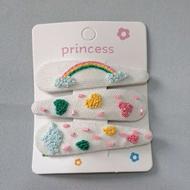 گیر سر گلدوزی شده