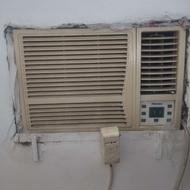 کولر سالم سالمه و تمیز محافظ هم داره