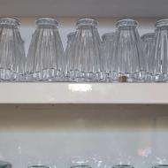 شربت خوری و بستنی خوری