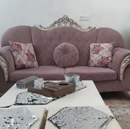 مبل راحتی 7نفره و ناهار خوری 8نفره با دو میزبان