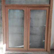 پنجره چوبی نراد