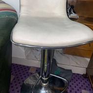 صندلی چرخشی برای سالن و اتاق