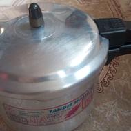 زودپز دوازده نفره کاملا سالم