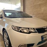 کیا سراتو 1395 لا کاغذی2000