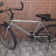 دوچرخه 26توسان با پمپ باد