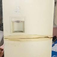 فروش فوری یخچال فریزر دو درب