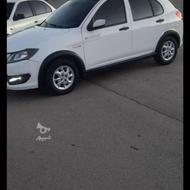 کوییک Rمدل1403سقف مشکی بدنه سفید