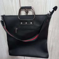 کیف چرم بزرگ درحدنونو.جادار.بدون عیب