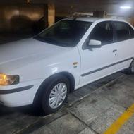 ماشین در حدصفر فنی عالی لاستیک بالای80در صد