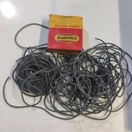 فروش کرمک دوچرخه مشکی جهت خوراک دادن به جوجه پرندگان