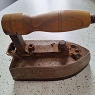 اتوقدیمی آنتیک