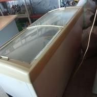 یخچال.یا.فریزر صندوقی