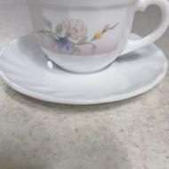 فنجان و نعلبکی آرکوپال